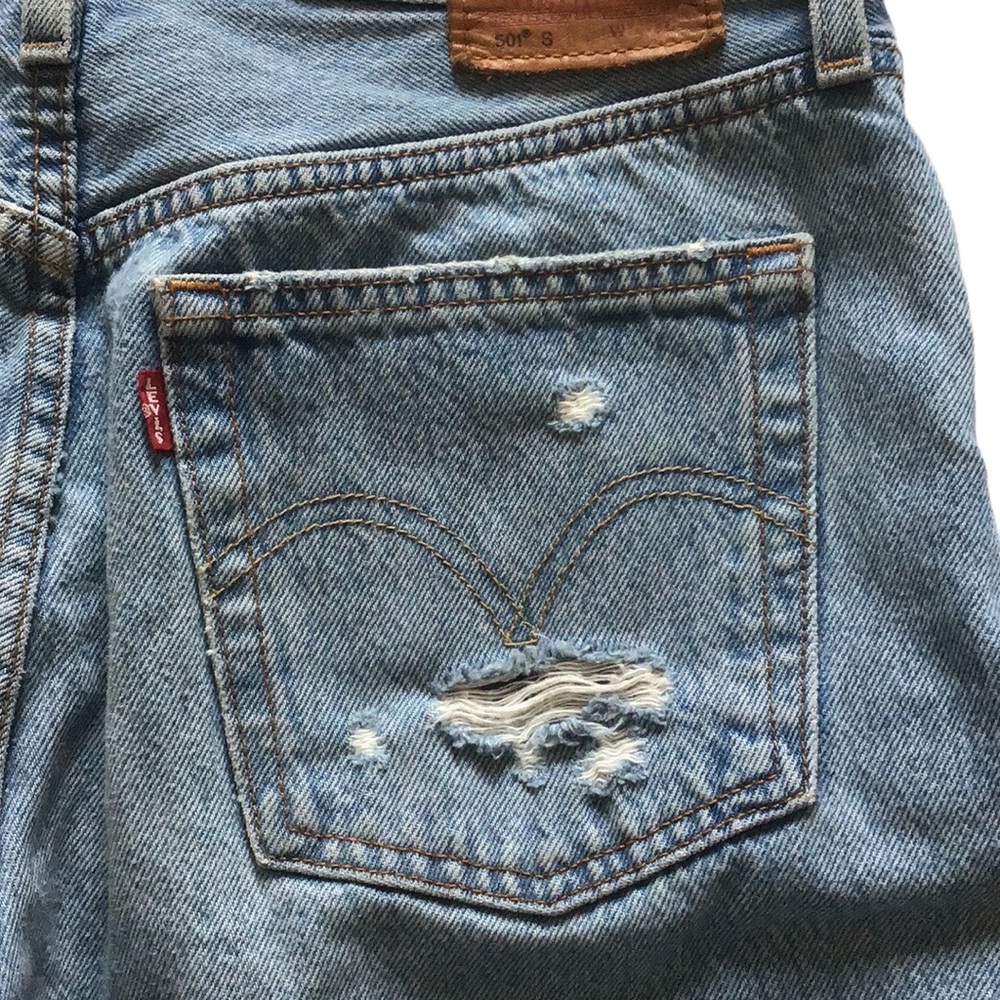 Levi’s Premium Quality 501 Skinny High Rise Distressed Jeans, size 27 - Picture 6 of 15